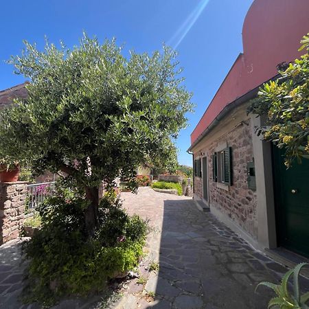 Villa Casa Vista Castello Capraia Exterior foto